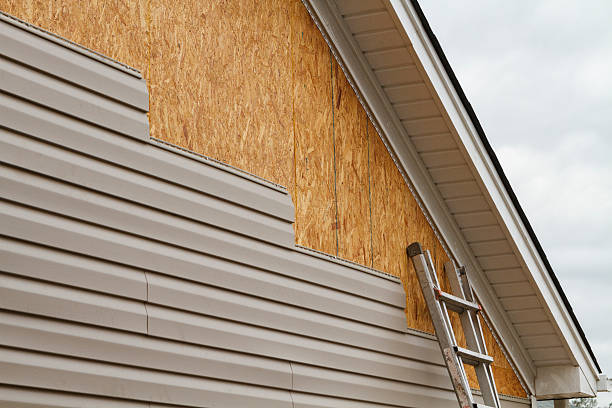 24/7 Emergency Siding Replacement experts in Warrenville, IL